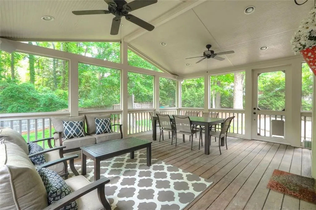 2766 Valvedere Drive Ne, Brookhaven, Georgia 30319, 3 Bedrooms Bedrooms, ,2 BathroomsBathrooms,Residential,Sold,2766 Valvedere Drive Ne,6006480