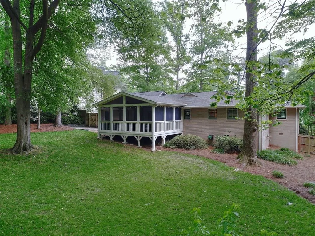 2766 Valvedere Drive Ne, Brookhaven, Georgia 30319, 3 Bedrooms Bedrooms, ,2 BathroomsBathrooms,Residential,Sold,2766 Valvedere Drive Ne,6006480