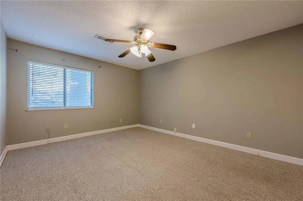 2015 Wingate Way, Atlanta, Georgia 30350, 2 Bedrooms Bedrooms, ,2 BathroomsBathrooms,Residential,For Sale,2015 Wingate Way,7677354