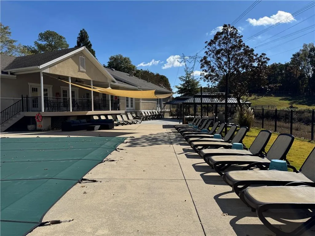 2015 Wingate Way, Atlanta, Georgia 30350, 2 Bedrooms Bedrooms, ,2 BathroomsBathrooms,Residential,For Sale,2015 Wingate Way,7677354