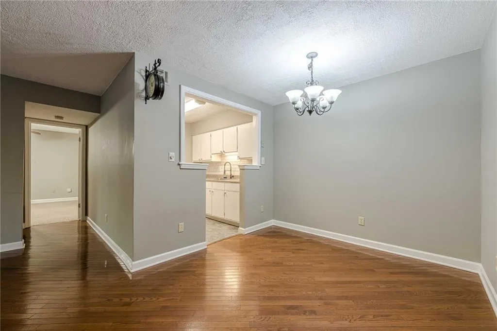 2015 Wingate Way, Atlanta, Georgia 30350, 2 Bedrooms Bedrooms, ,2 BathroomsBathrooms,Residential,Sold,2015 Wingate Way,7677354