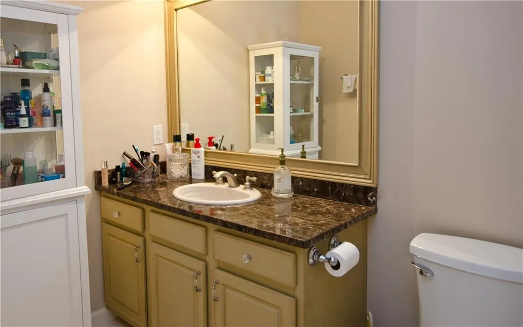 188 Mystic Court, Atlanta, Georgia 30342, 3 Bedrooms Bedrooms, ,3 BathroomsBathrooms,Residential,Sold,188 Mystic Court,7209655