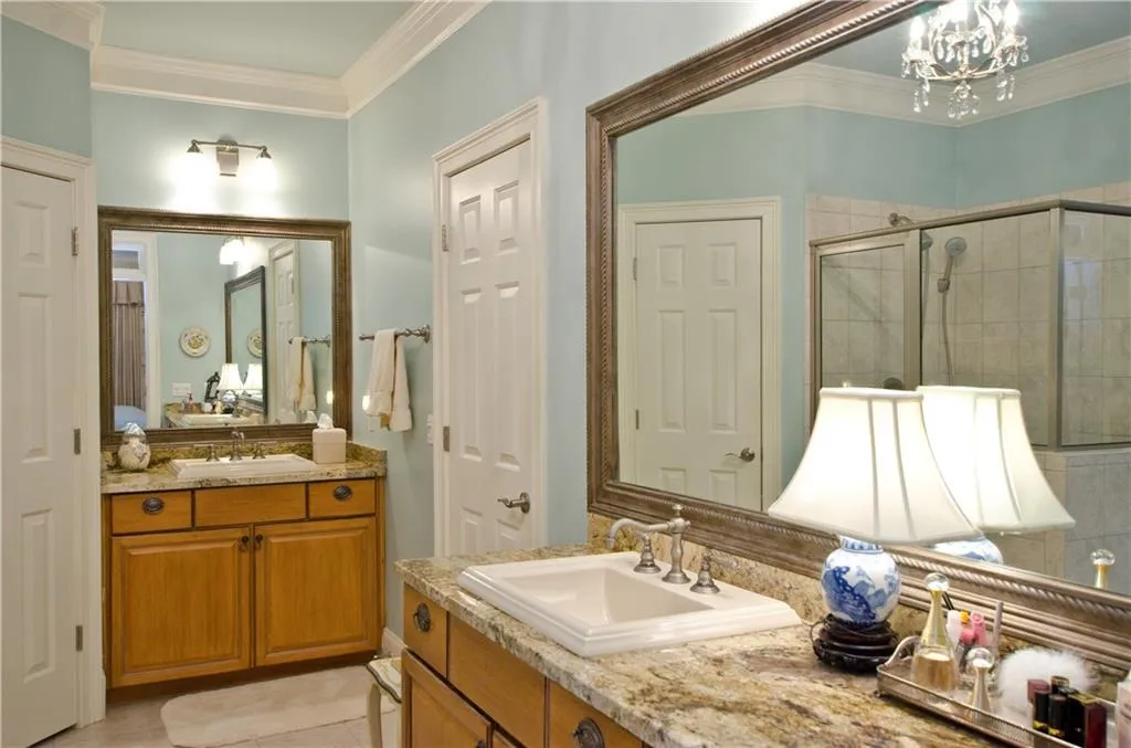 188 Mystic Court, Atlanta, Georgia 30342, 3 Bedrooms Bedrooms, ,3 BathroomsBathrooms,Residential,Sold,188 Mystic Court,7209655