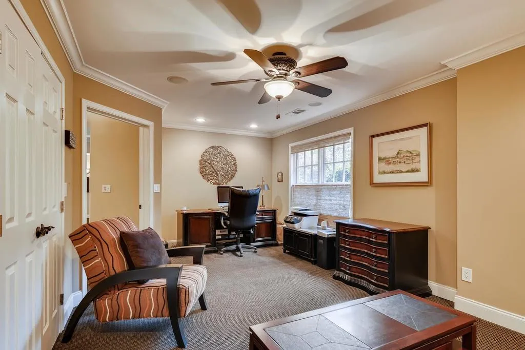 610 Enclave Circle, Sandy Springs, Georgia 30342, 5 Bedrooms Bedrooms, ,4 BathroomsBathrooms,Residential,Sold,610 Enclave Circle,6683545