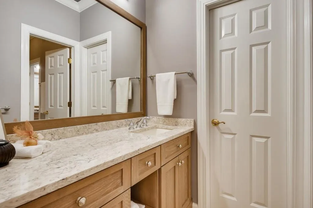 610 Enclave Circle, Sandy Springs, Georgia 30342, 5 Bedrooms Bedrooms, ,4 BathroomsBathrooms,Residential,Sold,610 Enclave Circle,6683545