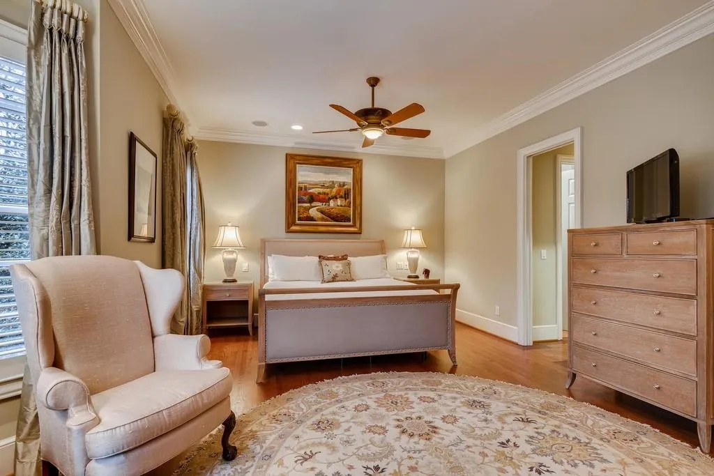 610 Enclave Circle, Sandy Springs, Georgia 30342, 5 Bedrooms Bedrooms, ,4 BathroomsBathrooms,Residential,Sold,610 Enclave Circle,6683545