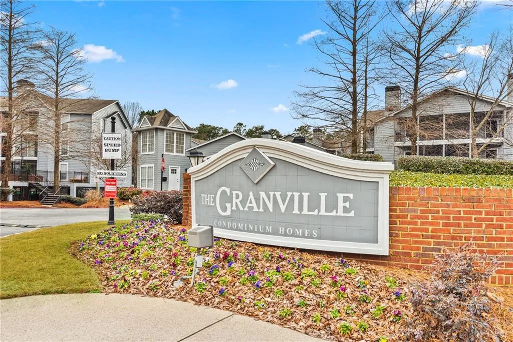 543 Granville Court, Sandy Springs, Georgia 30328, 1 Bedroom Bedrooms, ,1 BathroomBathrooms,Residential,Sold,543 Granville Court,6844295