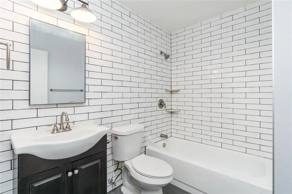 2015 Huntingdon Chase, Sandy Springs, Georgia 30350, 2 Bedrooms Bedrooms, ,2 BathroomsBathrooms,Residential,Sold,2015 Huntingdon Chase,7063392 2015 Huntingdon Chase, Sandy Springs, Georgia 30350, 2 Bedrooms Bedrooms, ,2 BathroomsBathrooms,Residential,Sold,2015 Huntingdon Chase,7063392