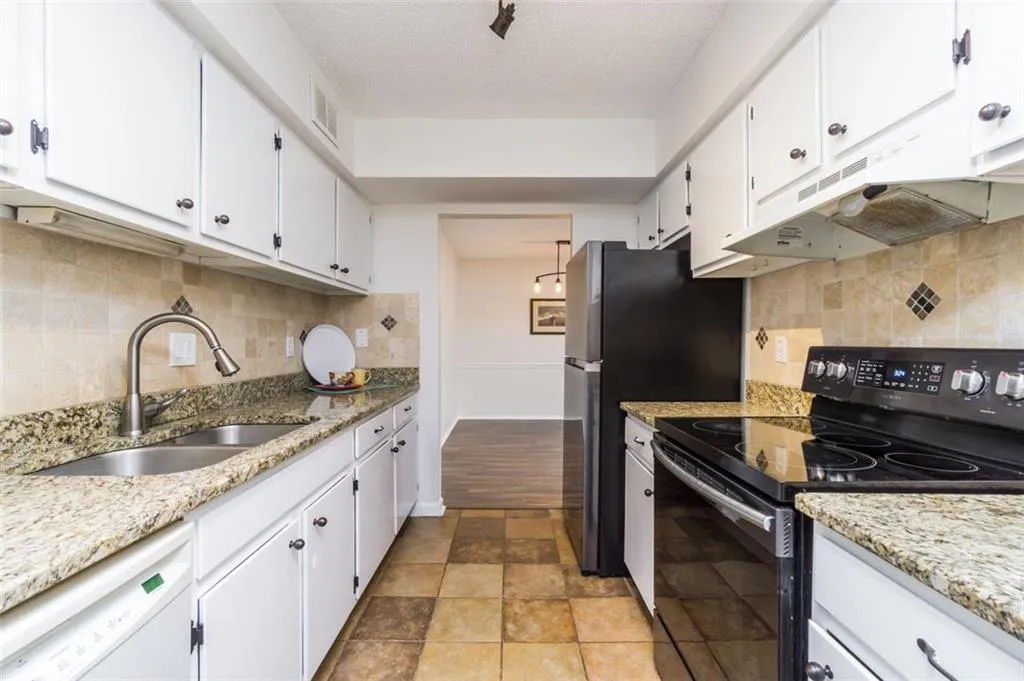 2015 Huntingdon Chase, Sandy Springs, Georgia 30350, 2 Bedrooms Bedrooms, ,2 BathroomsBathrooms,Residential,Sold,2015 Huntingdon Chase,7063392 2015 Huntingdon Chase, Sandy Springs, Georgia 30350, 2 Bedrooms Bedrooms, ,2 BathroomsBathrooms,Residential,Sold,2015 Huntingdon Chase,7063392