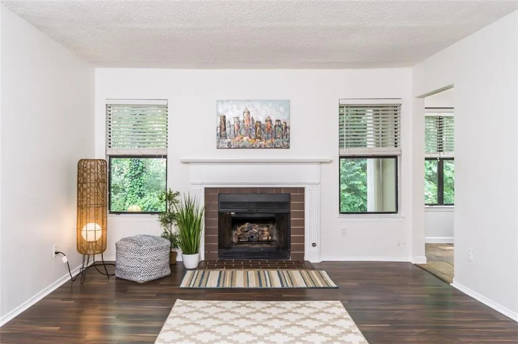 2015 Huntingdon Chase, Sandy Springs, Georgia 30350, 2 Bedrooms Bedrooms, ,2 BathroomsBathrooms,Residential,Sold,2015 Huntingdon Chase,7063392 2015 Huntingdon Chase, Sandy Springs, Georgia 30350, 2 Bedrooms Bedrooms, ,2 BathroomsBathrooms,Residential,Sold,2015 Huntingdon Chase,7063392