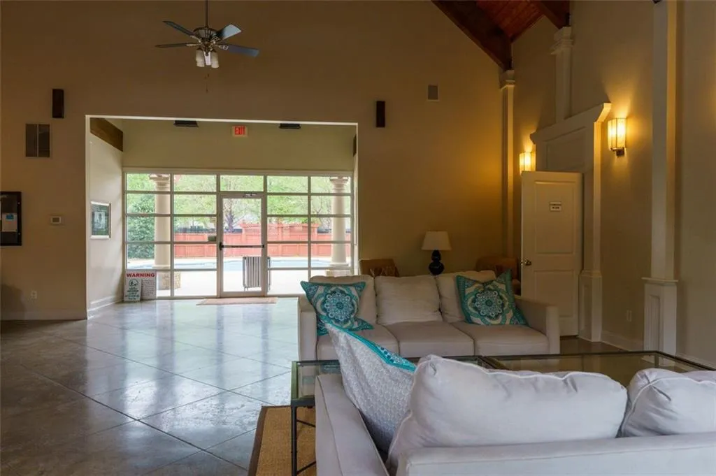 687 Lockton Place, Atlanta, Georgia 30342, 4 Bedrooms Bedrooms, ,4 BathroomsBathrooms,Residential,Sold,687 Lockton Place,7029356