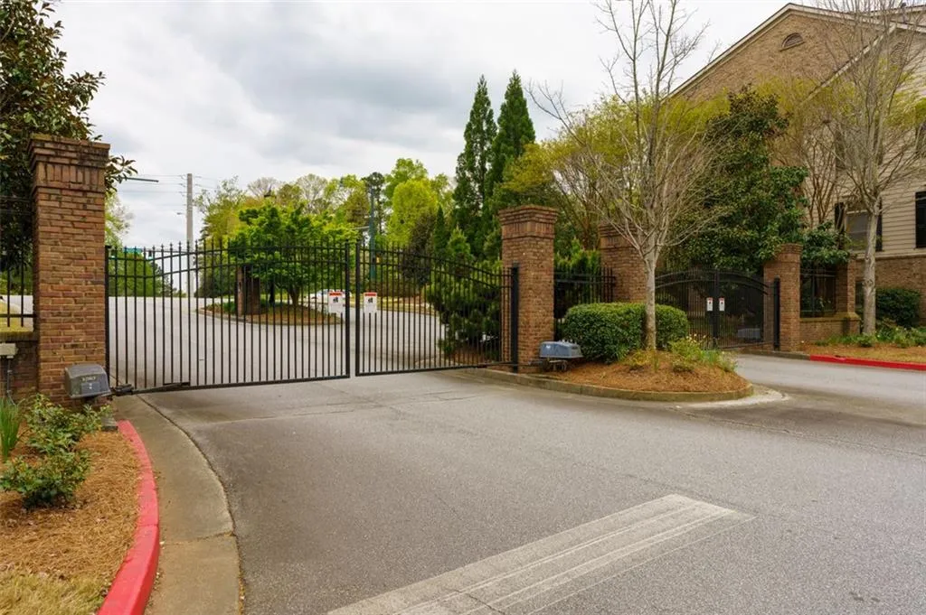 687 Lockton Place, Atlanta, Georgia 30342, 4 Bedrooms Bedrooms, ,4 BathroomsBathrooms,Residential,Sold,687 Lockton Place,7029356