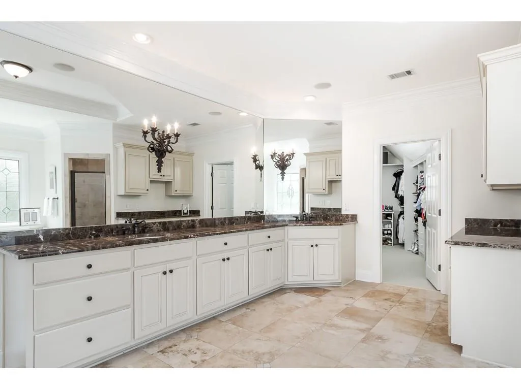 740 Estate Way, Atlanta, Georgia 30319, 5 Bedrooms Bedrooms, ,5 BathroomsBathrooms,Residential,Sold,740 Estate Way,6047588