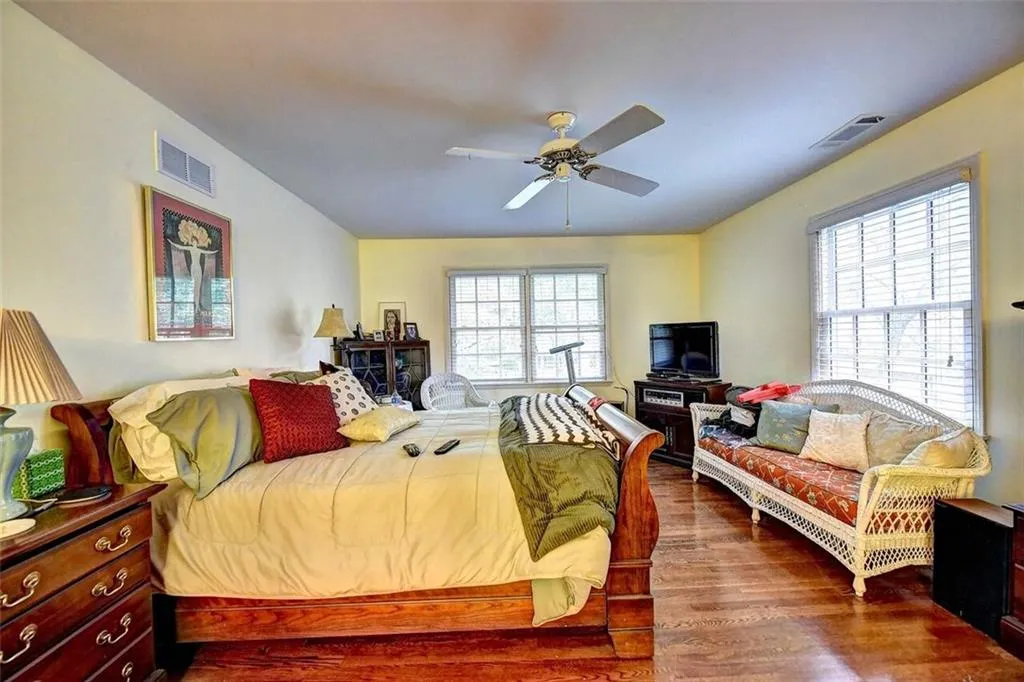 7435 Twin Branch Road, Sandy Springs, Georgia 30328, 5 Bedrooms Bedrooms, ,4 BathroomsBathrooms,Residential,Sold,7435 Twin Branch Road,6088127