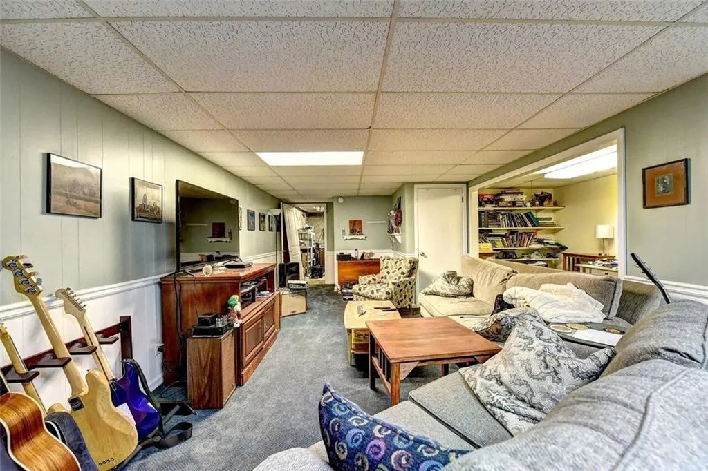 7435 Twin Branch Road, Sandy Springs, Georgia 30328, 5 Bedrooms Bedrooms, ,4 BathroomsBathrooms,Residential,Sold,7435 Twin Branch Road,6088127