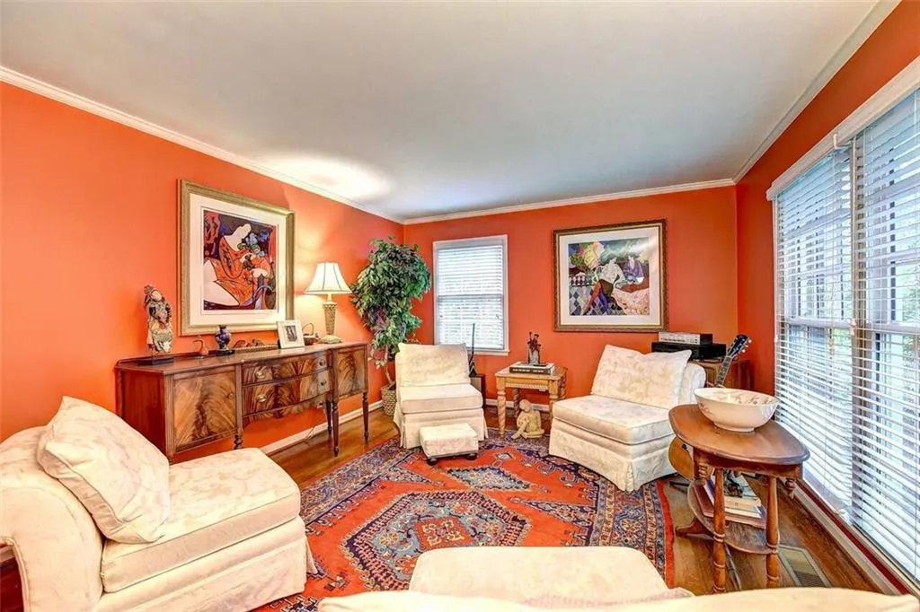 7435 Twin Branch Road, Sandy Springs, Georgia 30328, 5 Bedrooms Bedrooms, ,4 BathroomsBathrooms,Residential,Sold,7435 Twin Branch Road,6088127