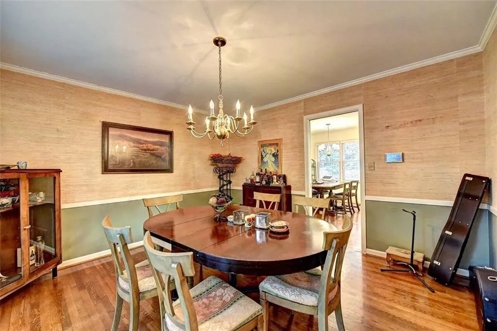 7435 Twin Branch Road, Sandy Springs, Georgia 30328, 5 Bedrooms Bedrooms, ,4 BathroomsBathrooms,Residential,Sold,7435 Twin Branch Road,6088127