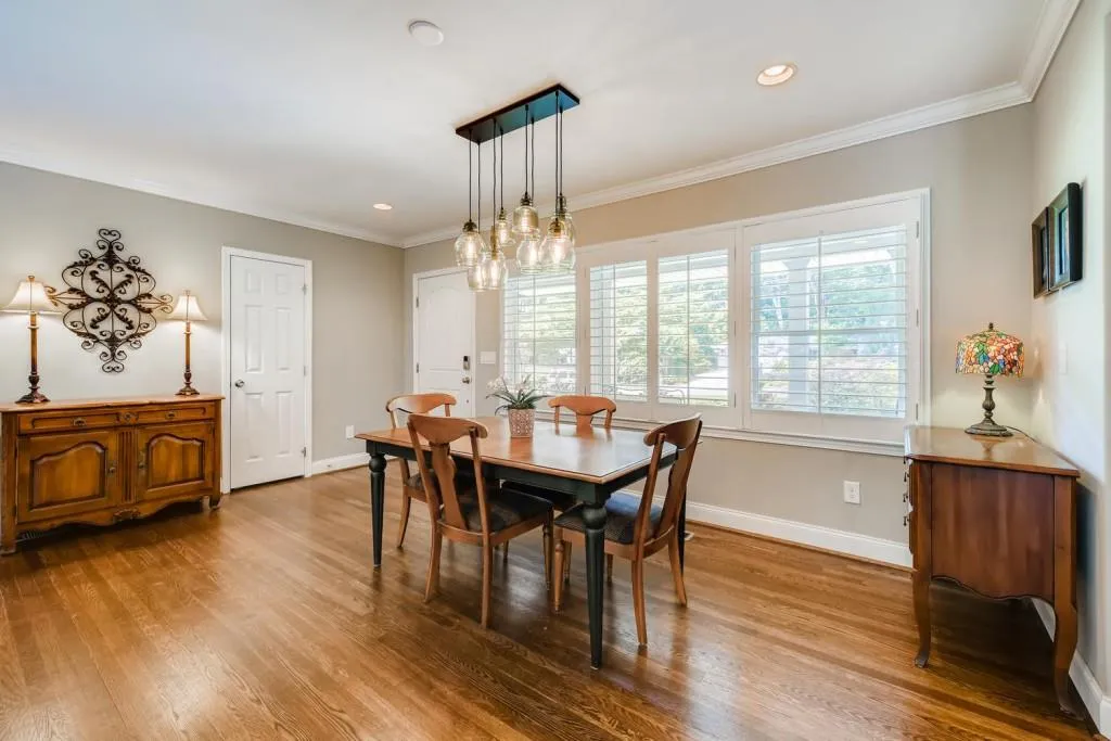 5901 Hilderbrand Drive, Atlanta, Georgia 30328, 5 Bedrooms Bedrooms, ,3 BathroomsBathrooms,Residential,Sold,5901 Hilderbrand Drive,6738661