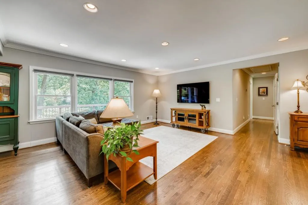 5901 Hilderbrand Drive, Atlanta, Georgia 30328, 5 Bedrooms Bedrooms, ,3 BathroomsBathrooms,Residential,Sold,5901 Hilderbrand Drive,6738661