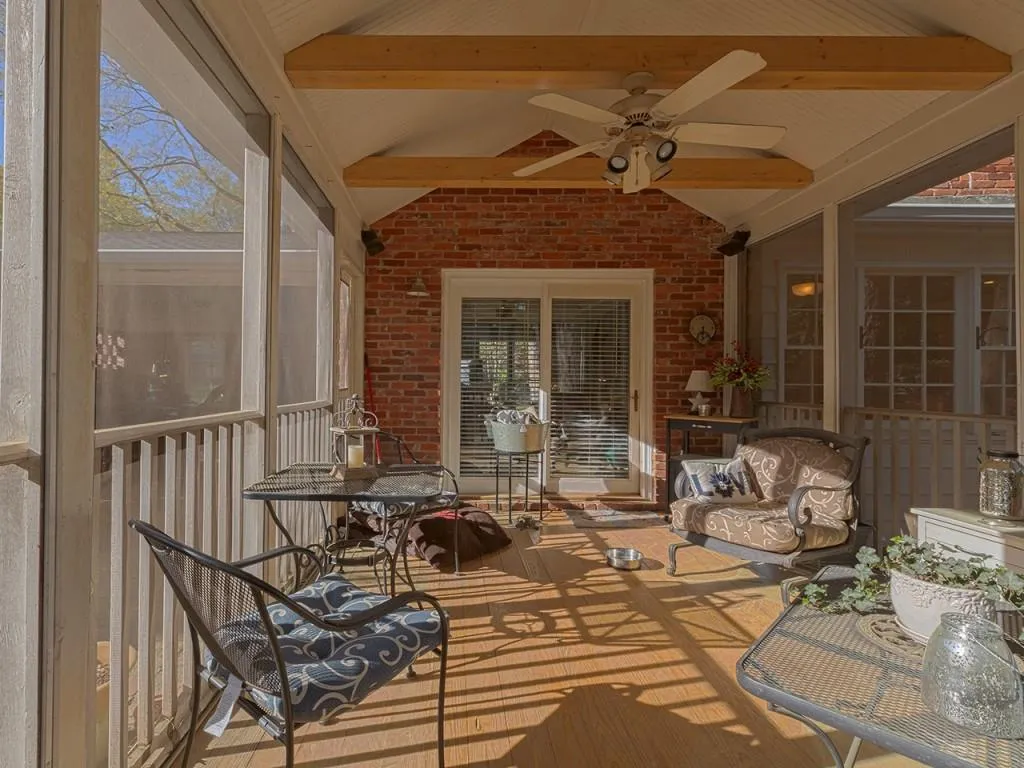 6503 Whispering Trail, Atlanta, Georgia 30328, 5 Bedrooms Bedrooms, ,3 BathroomsBathrooms,Residential,Sold,6503 Whispering Trail,5669143