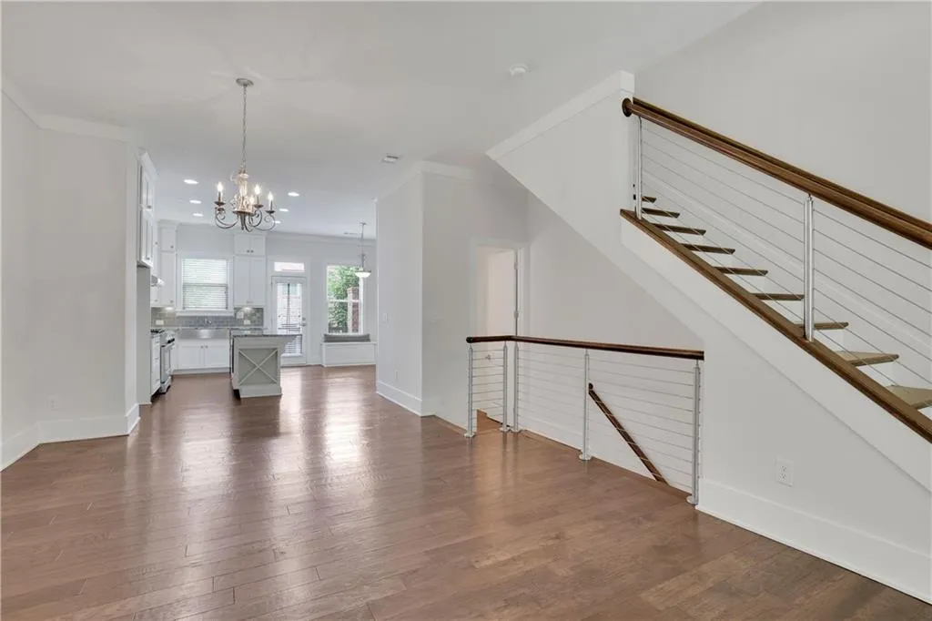 64 Yorkshire Place, Atlanta, Georgia 30328, 3 Bedrooms Bedrooms, ,3 BathroomsBathrooms,Residential,Sold,64 Yorkshire Place,7208282