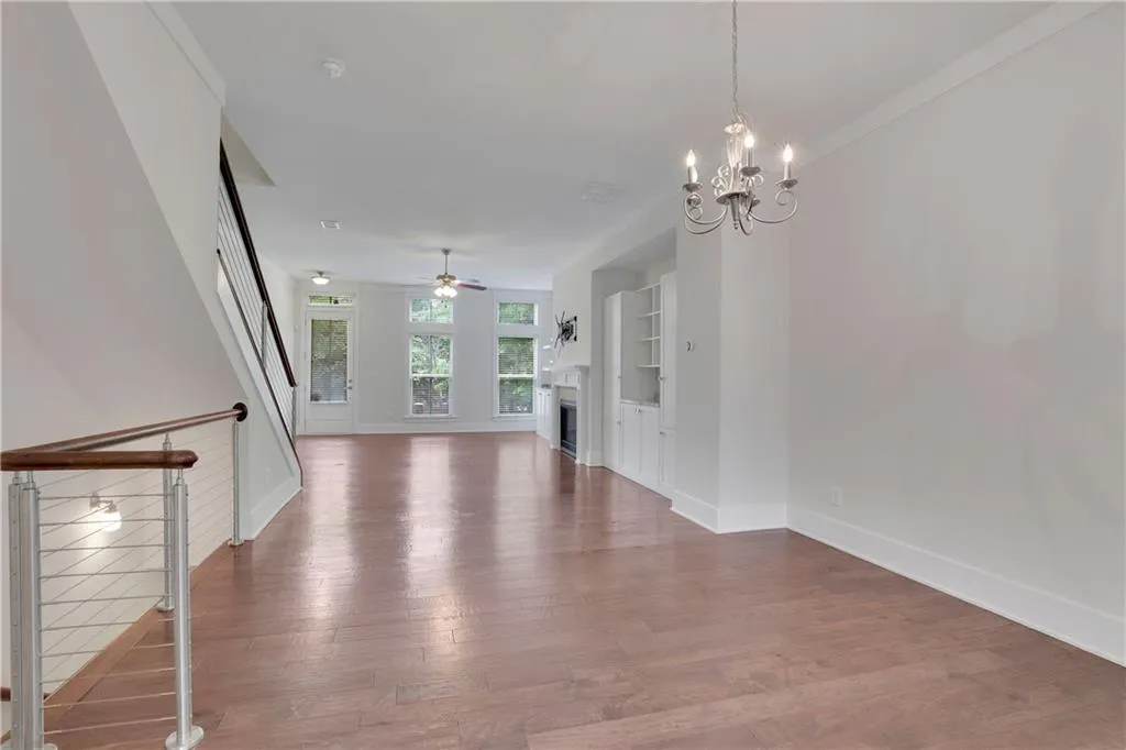 64 Yorkshire Place, Atlanta, Georgia 30328, 3 Bedrooms Bedrooms, ,3 BathroomsBathrooms,Residential,Sold,64 Yorkshire Place,7208282