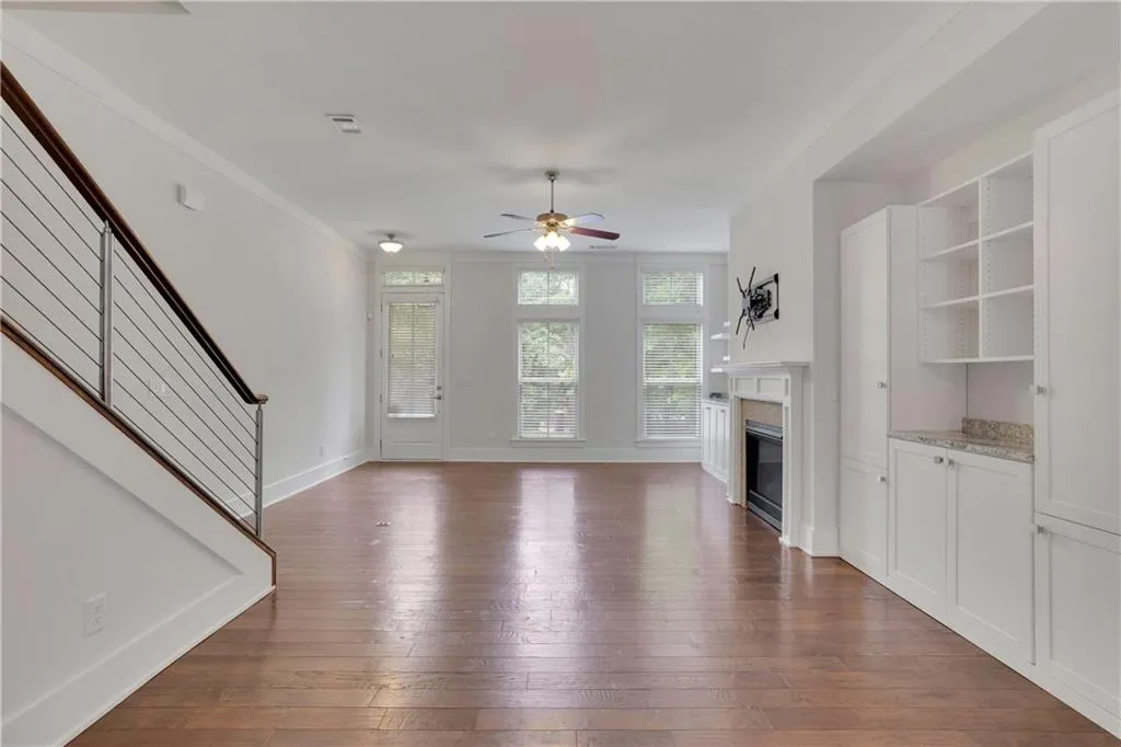 64 Yorkshire Place, Atlanta, Georgia 30328, 3 Bedrooms Bedrooms, ,3 BathroomsBathrooms,Residential,Sold,64 Yorkshire Place,7208282
