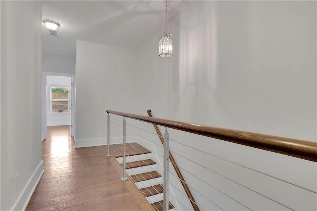64 Yorkshire Place, Atlanta, Georgia 30328, 3 Bedrooms Bedrooms, ,3 BathroomsBathrooms,Residential,Sold,64 Yorkshire Place,7208282