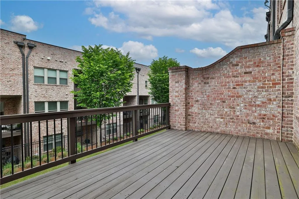 64 Yorkshire Place, Atlanta, Georgia 30328, 3 Bedrooms Bedrooms, ,3 BathroomsBathrooms,Residential,Sold,64 Yorkshire Place,7208282