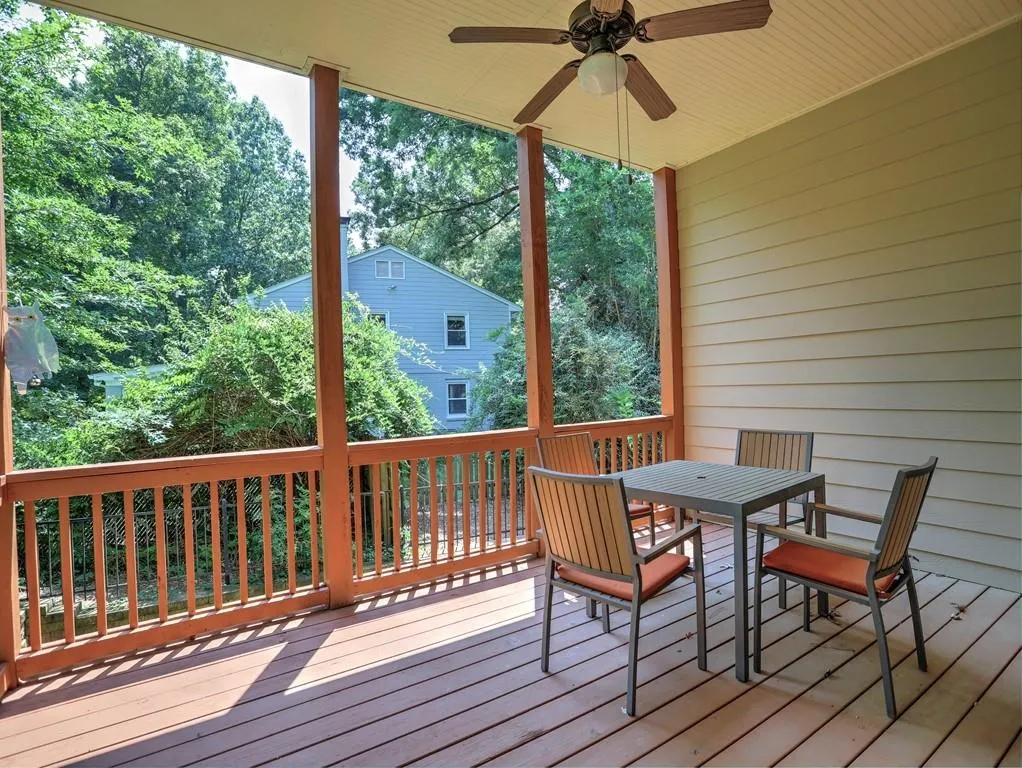 475 Glencourtney Drive, Sandy Springs, Georgia 30328, 6 Bedrooms Bedrooms, ,5 BathroomsBathrooms,Residential,Sold,475 Glencourtney Drive,6595597