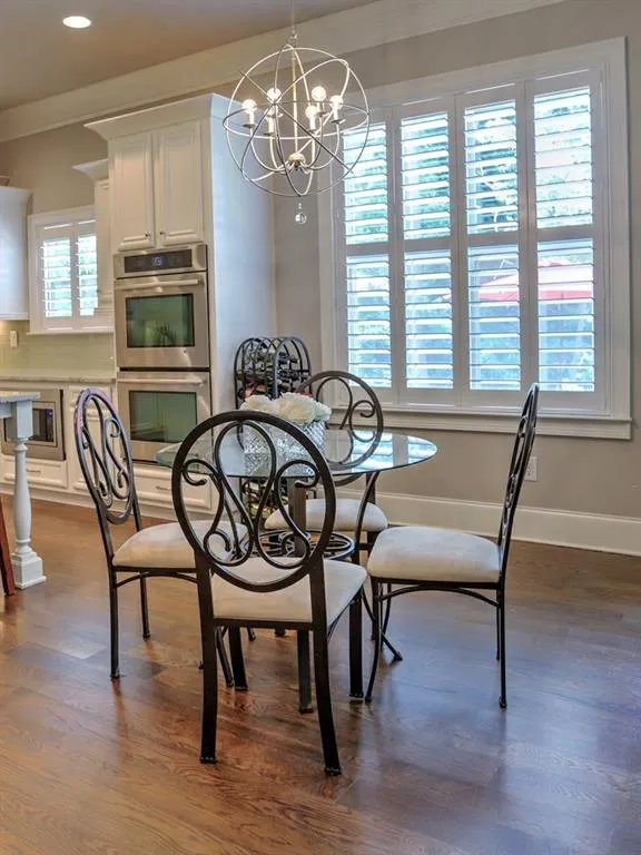 475 Glencourtney Drive, Sandy Springs, Georgia 30328, 6 Bedrooms Bedrooms, ,5 BathroomsBathrooms,Residential,Sold,475 Glencourtney Drive,6595597