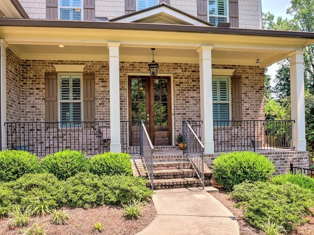 475 Glencourtney Drive, Sandy Springs, Georgia 30328, 6 Bedrooms Bedrooms, ,5 BathroomsBathrooms,Residential,Sold,475 Glencourtney Drive,6595597