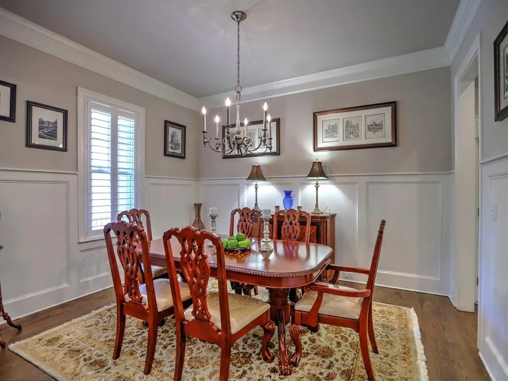 475 Glencourtney Drive, Sandy Springs, Georgia 30328, 6 Bedrooms Bedrooms, ,5 BathroomsBathrooms,Residential,Sold,475 Glencourtney Drive,6595597