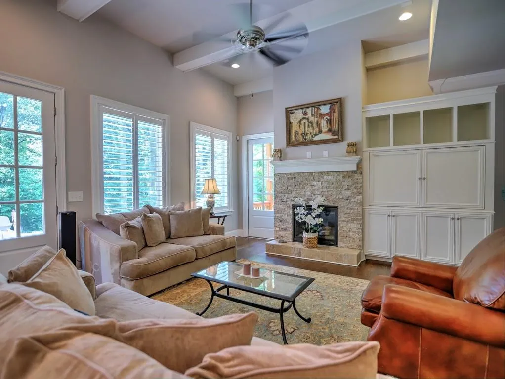 475 Glencourtney Drive, Sandy Springs, Georgia 30328, 6 Bedrooms Bedrooms, ,5 BathroomsBathrooms,Residential,Sold,475 Glencourtney Drive,6595597