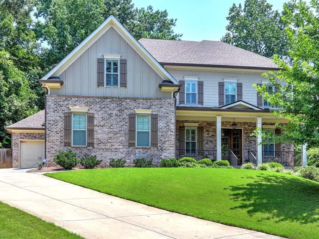 475 Glencourtney Drive, Sandy Springs, Georgia 30328, 6 Bedrooms Bedrooms, ,5 BathroomsBathrooms,Residential,Sold,475 Glencourtney Drive,6595597