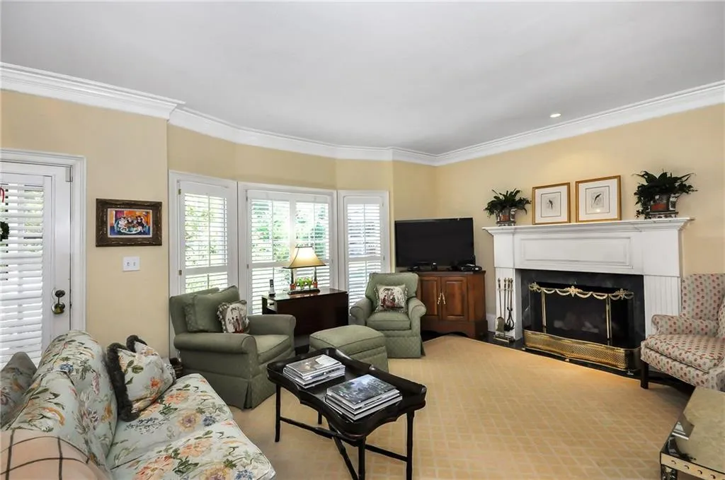 755 Amster Green Drive, Sandy Springs, Georgia 30350, 4 Bedrooms Bedrooms, ,2 BathroomsBathrooms,Residential,Sold,755 Amster Green Drive,6086677