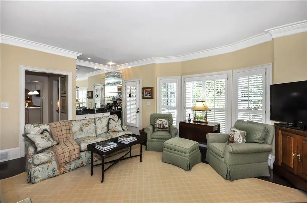 755 Amster Green Drive, Sandy Springs, Georgia 30350, 4 Bedrooms Bedrooms, ,2 BathroomsBathrooms,Residential,Sold,755 Amster Green Drive,6086677