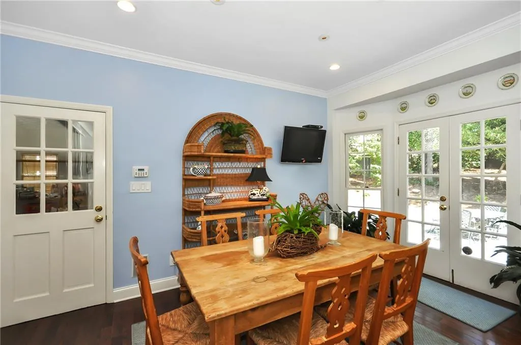755 Amster Green Drive, Sandy Springs, Georgia 30350, 4 Bedrooms Bedrooms, ,2 BathroomsBathrooms,Residential,Sold,755 Amster Green Drive,6086677