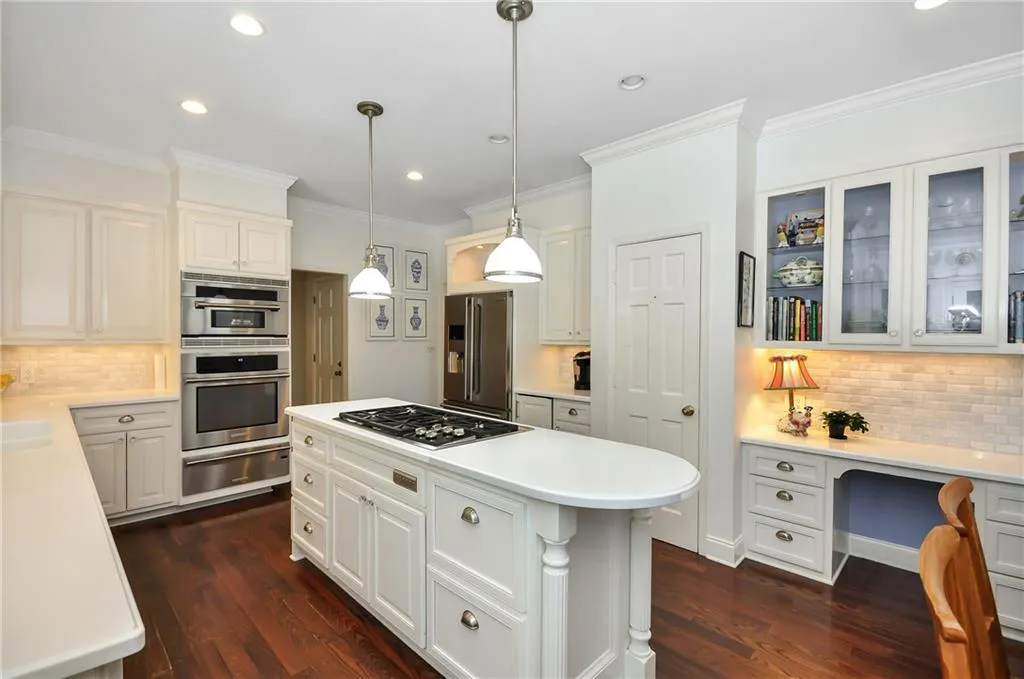 755 Amster Green Drive, Sandy Springs, Georgia 30350, 4 Bedrooms Bedrooms, ,2 BathroomsBathrooms,Residential,Sold,755 Amster Green Drive,6086677