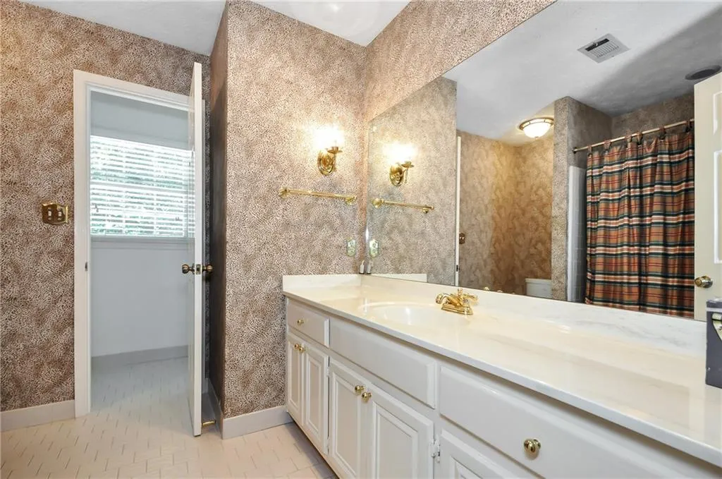 755 Amster Green Drive, Sandy Springs, Georgia 30350, 4 Bedrooms Bedrooms, ,2 BathroomsBathrooms,Residential,Sold,755 Amster Green Drive,6086677