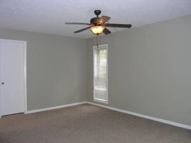 8740 Roswell Road Unit 3b, Sandy Springs, Georgia 30350, 3 Bedrooms Bedrooms, ,2 BathroomsBathrooms,Residential,Sold,8740 Roswell Road Unit 3b,5983033