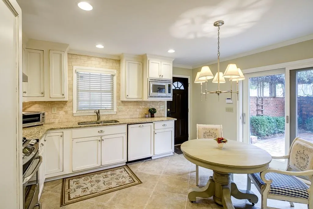 710 Spalding Drive, Sandy Springs, Georgia 30328, 4 Bedrooms Bedrooms, ,2 BathroomsBathrooms,Residential,Sold,710 Spalding Drive,5806900