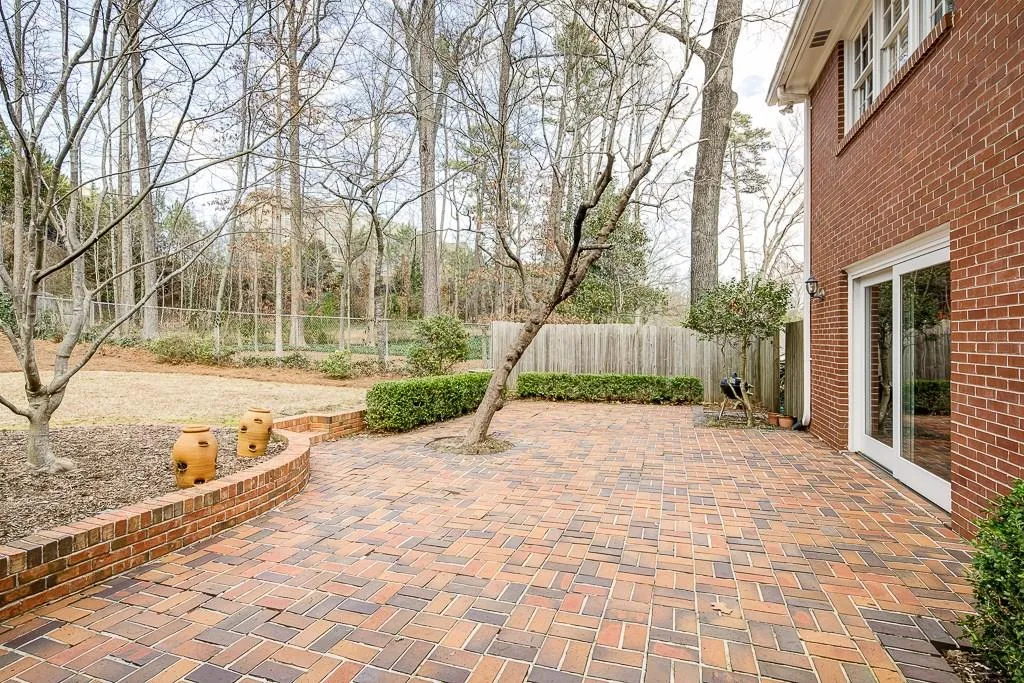 710 Spalding Drive, Sandy Springs, Georgia 30328, 4 Bedrooms Bedrooms, ,2 BathroomsBathrooms,Residential,Sold,710 Spalding Drive,5806900
