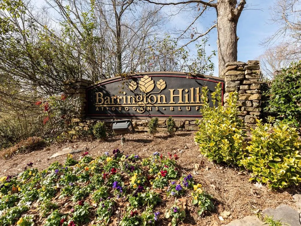 610 Barrington Hills Drive, Atlanta, Georgia 30350, 2 Bedrooms Bedrooms, ,2 BathroomsBathrooms,Residential,Sold,610 Barrington Hills Drive,6830609