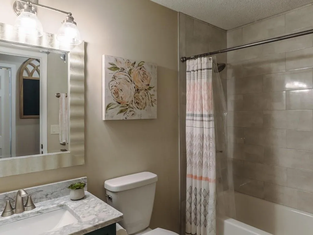 610 Barrington Hills Drive, Atlanta, Georgia 30350, 2 Bedrooms Bedrooms, ,2 BathroomsBathrooms,Residential,Sold,610 Barrington Hills Drive,6830609