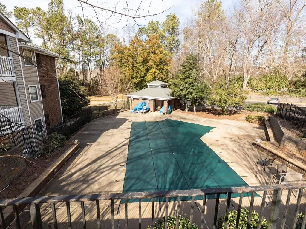 610 Barrington Hills Drive, Atlanta, Georgia 30350, 2 Bedrooms Bedrooms, ,2 BathroomsBathrooms,Residential,Sold,610 Barrington Hills Drive,6830609