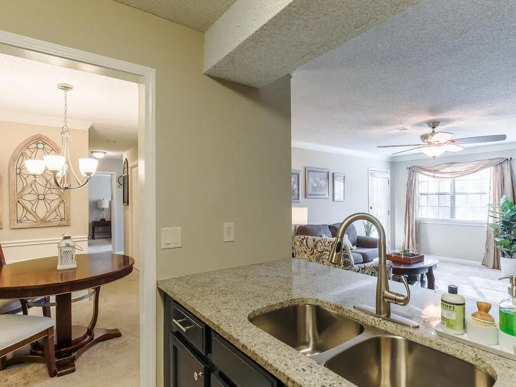 610 Barrington Hills Drive, Atlanta, Georgia 30350, 2 Bedrooms Bedrooms, ,2 BathroomsBathrooms,Residential,Sold,610 Barrington Hills Drive,6830609