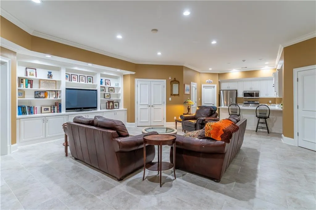 Terrace Level Family Room