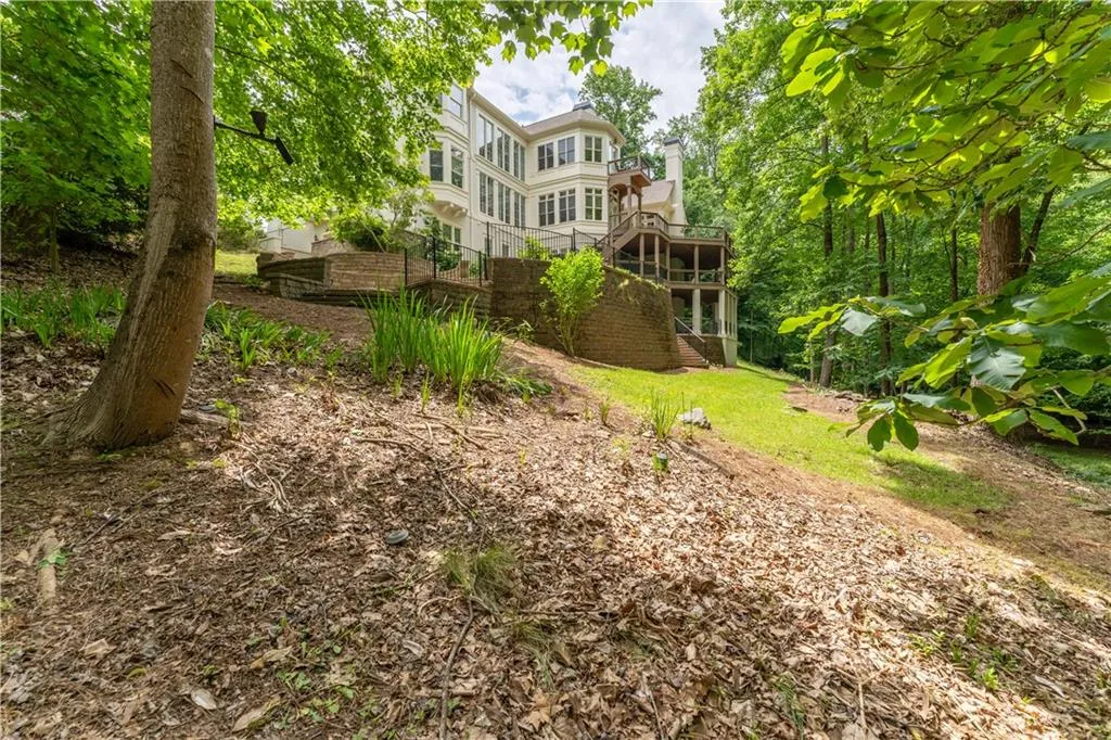 8470 Lazy Oaks Court, Atlanta, Georgia 30350, 8 Bedrooms Bedrooms, ,5 BathroomsBathrooms,Residential,For Sale,8470 Lazy Oaks Court,7582461
