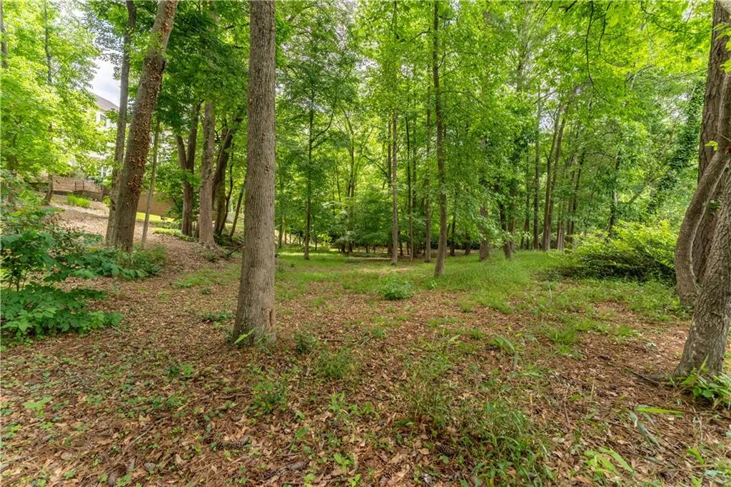 8470 Lazy Oaks Court, Atlanta, Georgia 30350, 8 Bedrooms Bedrooms, ,5 BathroomsBathrooms,Residential,For Sale,8470 Lazy Oaks Court,7582461